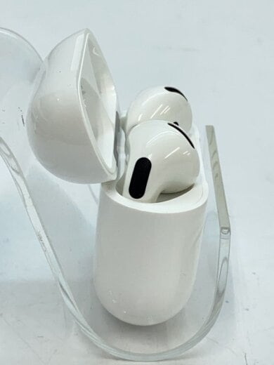 商品画像：イヤホン AirPods 4 MXP63J/A 2
