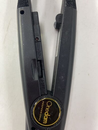 商品画像：ドライヤー・ヘアアイロン AHI-1100 4