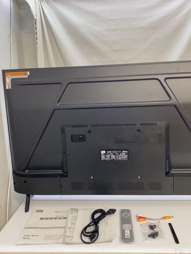 商品画像：TCL 4Kチューナーレステレビ 43P63D 5