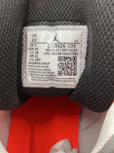 商品画像：AIR JORDAN 1 MID SUMMIT_エア ジョーダン 1 ミッド サミット/28cm/WHT// 5