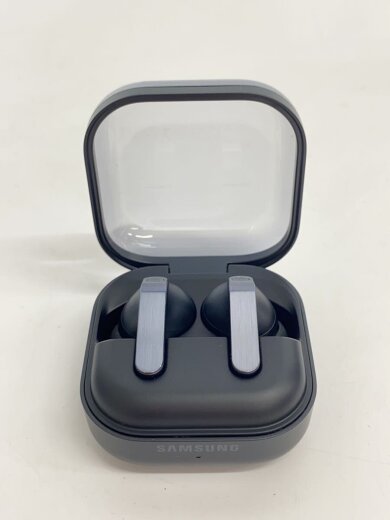 商品画像：イヤホン Galaxy Buds4 Pro SM-R640NZKAXJP [ブラック]// 2