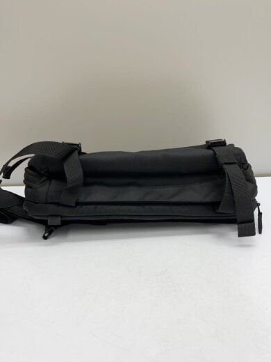 商品画像：ショルダーバッグ/--/BLK/無地/LV10 2.0 Sling Pack 4