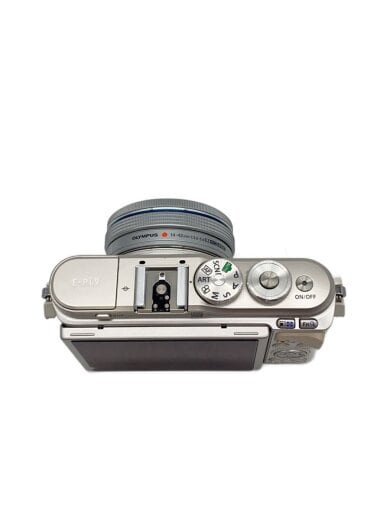 商品画像：デジタル一眼カメラ OLYMPUS PEN E-PL9 EZダブルズームキット [ホワイト] 3