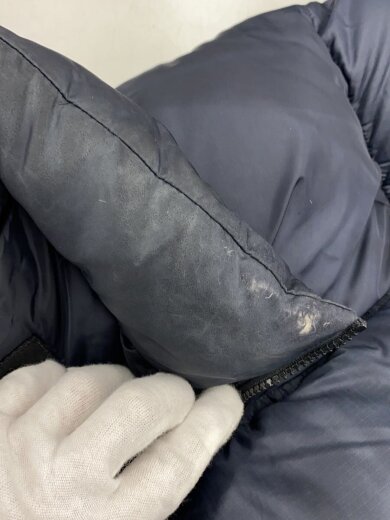 商品画像：ダウンジャケット/ナイロン/NVY/襟に破れ有/シミ有 4