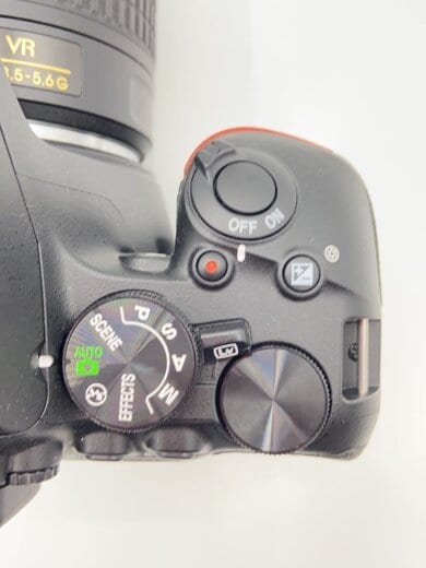 商品画像：デジタル一眼カメラ D5600 18-55 VR レンズキット 5