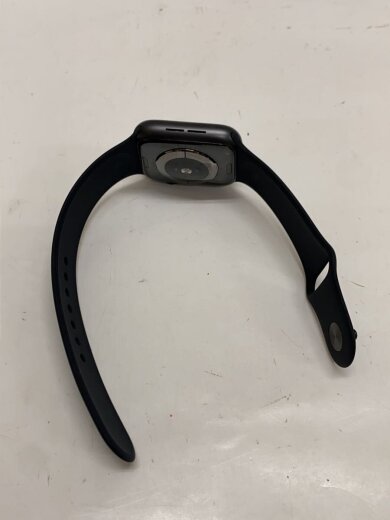商品画像：Apple Watch Series 5 GPSモデル 44mm MWVF2J/A [ブラックスポーツバンド] 4
