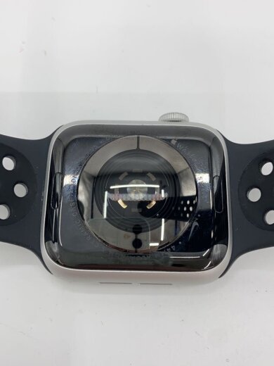 商品画像：Apple Watch Nike Series 5 GPSモデル 44mm [プラチナム/ブラックバンド]/テ 3