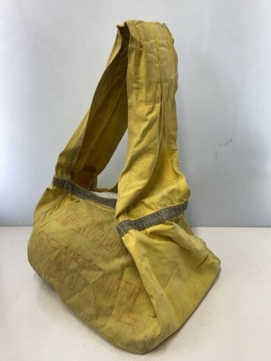 商品画像：バッグ/--/YLW/60~70s/NEWSPAPER BAG/底穴有り 2
