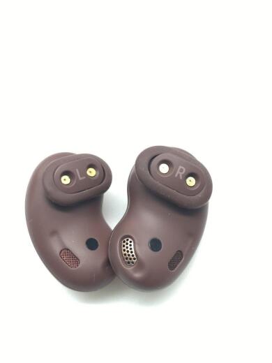 画像：SAMSUNGサムスン ワイヤレスイヤホン Galaxy Buds Live SM-R180NZNAXJP ブロンズ5