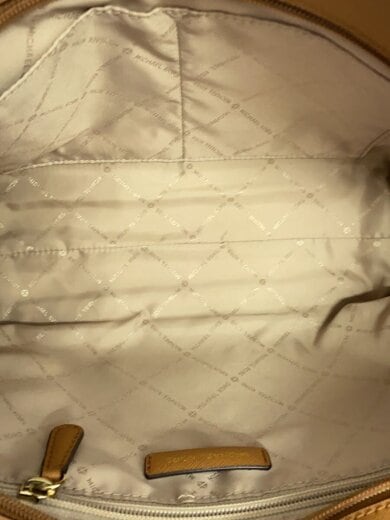 商品画像：ジェットセットトラベルシグネチャーラージチェーンショルダートートバッグ/BRW/総柄 5