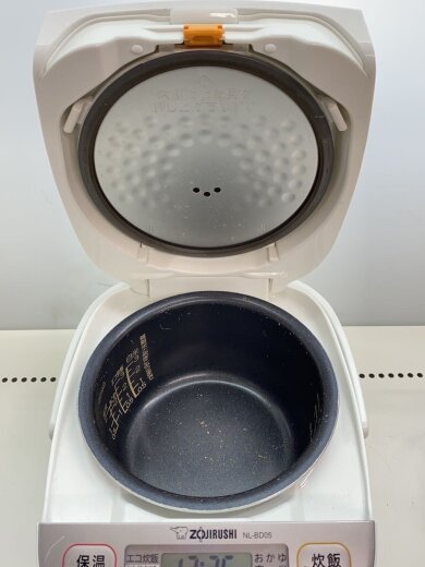 商品画像：炊飯器 NL-BD05-WA 6