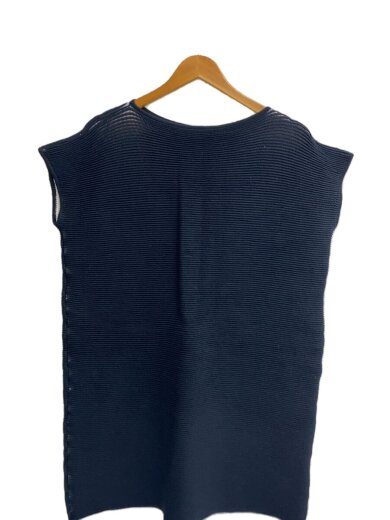 画像：ISSEY MIYAKEストレッチ素材ノースリーブトップス/2/コットン/BLK/IM64KH5051