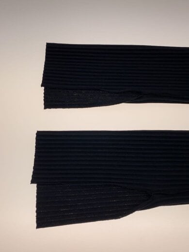 商品画像：CRISP HIGH NECK TOP/FREE/ポリエステル/BLK/TDX5A-CP-T02// 5