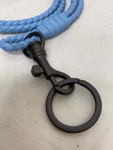商品画像：キーホルダー/レザー/BLU/レディース/イントレチャートネックストラップ 2