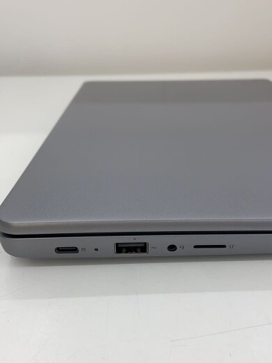 商品画像：ノートPC/その他/4GB/2021年/82KN001CJP 4