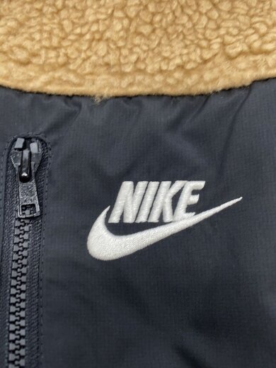 画像：NIKEリバーシブルフリースベスト/M/ポリエステル/BEG3