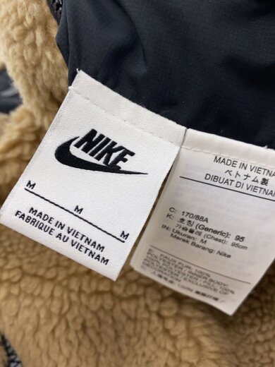 画像：NIKEリバーシブルフリースベスト/M/ポリエステル/BEG4