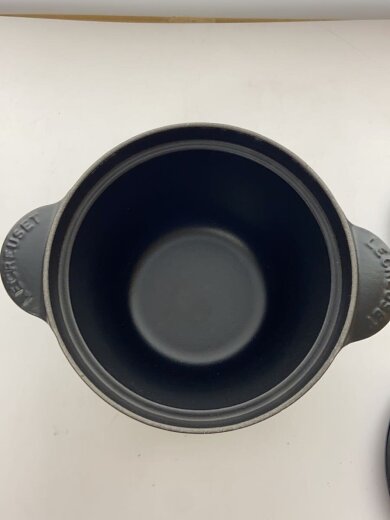 画像：LE CREUSETココットエブリィ/18/マットブラック/シルバーつまみ/インナーリッド付/2L/2.7㎏4