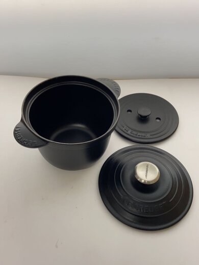 画像：LE CREUSETココットエブリィ/18/マットブラック/シルバーつまみ/インナーリッド付/2L/2.7㎏5