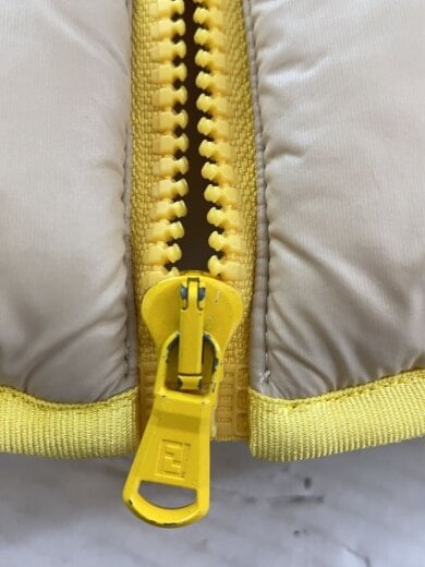 商品画像：ベスト/90cm/ナイロン/ベージュ×イエロー/無地/BKUXV 014 083 7