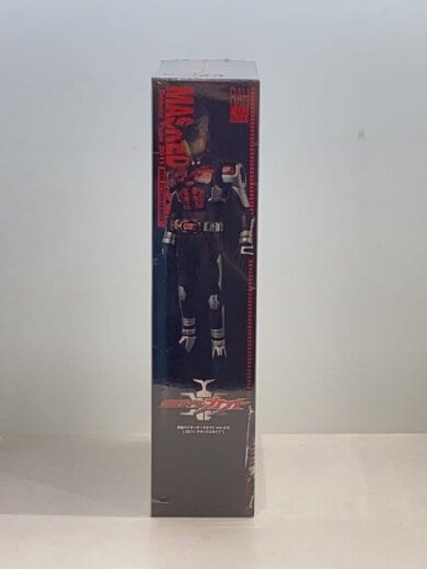 商品画像：仮面ライダーダークカブトVer.2.0/未開封/フィギュア/特撮フィギュア/RAH558 3