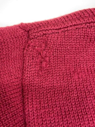 商品画像：AWARD SWEATER/カーディガン(厚手)/--/ウール/RED 7