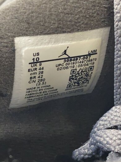 商品画像：AIR JORDAN 4 RETRO/エアジョーダンレトロ/グレー/308497-007/28cm/GRY 5