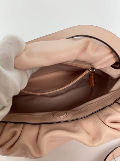 商品画像：フェイ ドローストリング トートバッグ/レザー/PNK/CV947 6