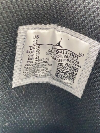 商品画像：AIR JORDAN 1 MID_エア ジョーダン 1 ミッド/29cm/WHT 5