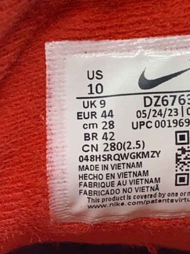 商品画像：ローカットスニーカー_DZ6763-600/28cm/RED 5