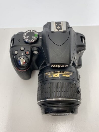 商品画像：デジタル一眼カメラ D3300 ダブルズームキット [ブラック] 6