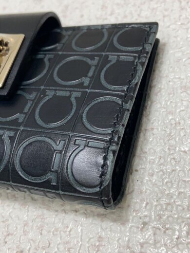 画像：Salvatore Ferragamoキーケース/レザー/BLK/メンズ/IX-225