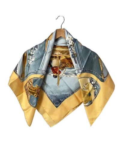 商品画像：カレ90/CRONLAND/犬ぞり/スカーフ/シルク/YLW/レディース 1