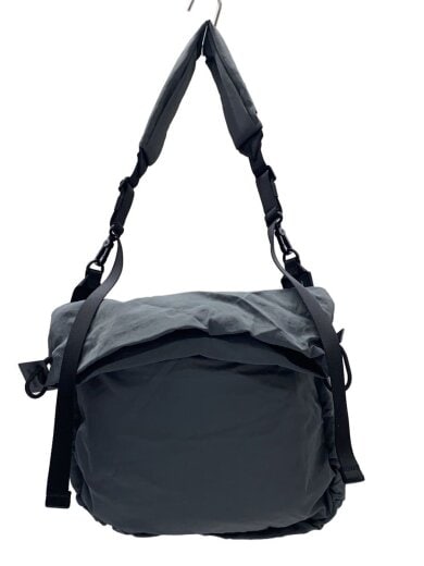 商品画像：Uva Slateショルダーバッグ/ナイロン/グレー/無地/29207 1