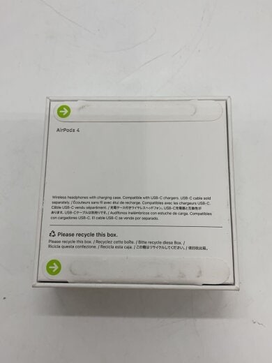 商品画像：イヤホン AirPods 4 MXP63J/A 4