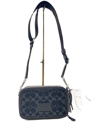 商品画像：ワイアットクロスボディバッグショルダーバッグ/--/BLK/総柄/CAJ35 1