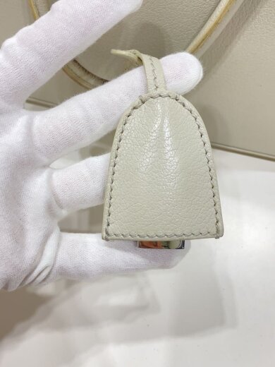 商品画像：ハンドバッグ/レザー/WHT/無地/S56WG0082// 9