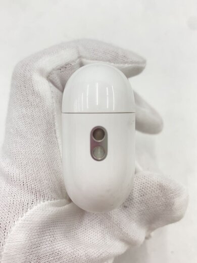 商品画像：AirPods Pro 第2世代 MagSafe充電ケースUSB-C A2968/3047/3048/3049 3