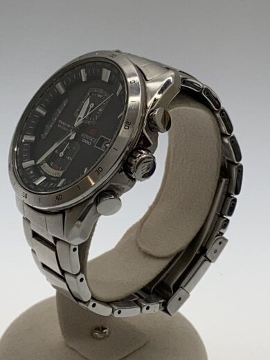 画像：CASIOソーラー腕時計/アナログ/ステンレス/BLK/SLV/EQW-A11003
