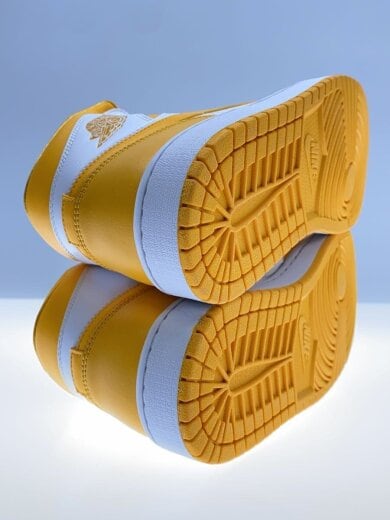商品画像：AIR JORDAN 1 MID_エアジョーダン 1 ミッド/28cm/YLW// 4