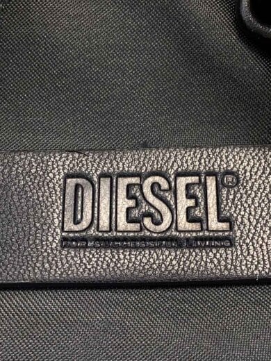 商品画像：ZIP D SLING BAG/ショルダーバッグ/ブラック/T8013 5