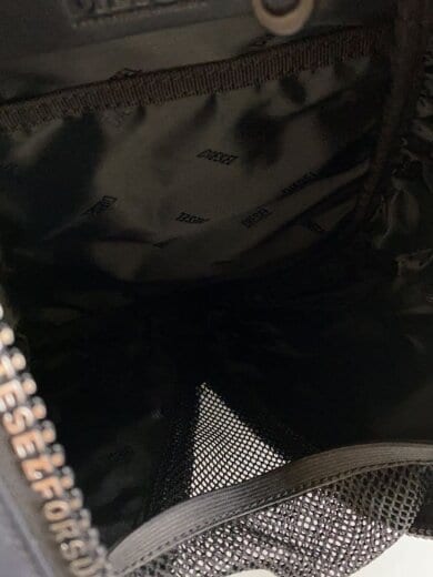 商品画像：ZIP D SLING BAG/ショルダーバッグ/ブラック/T8013 6