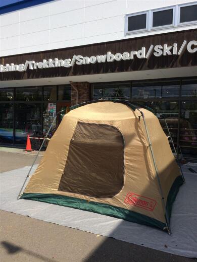 画像：Colemanテント4