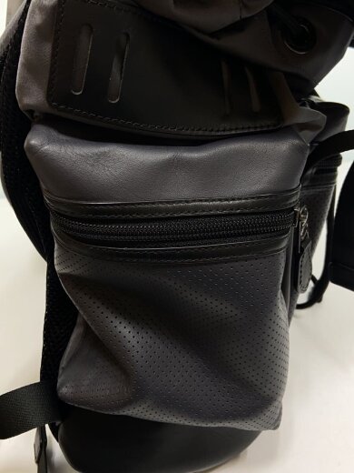 商品画像：パフォレイテッドバックパック/リュック/レザー/NVY/F57477 7