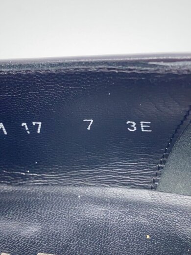 画像：Salvatore Ferragamoalvatore Ferragamo サルヴァトーレフェラガモ　ローファー/UK7/BLK/UG42588//5