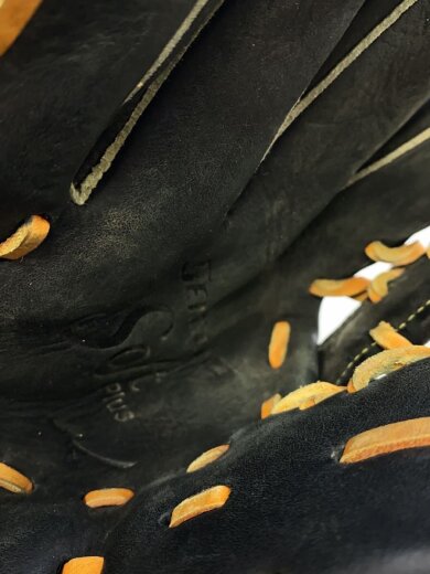 画像：MIZUNO野球用品/左利き用/BLK6