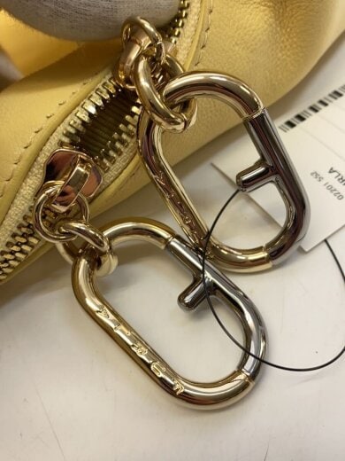 商品画像：ショルダーバッグ/レザー/YLW 9