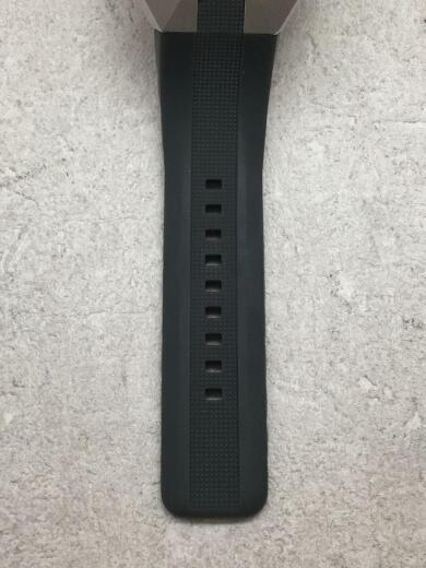 画像：VERSUS VERSACEメタルフェイス/ベゼルウォッチ/デイト/クォーツ腕時計/アナログ/ラバー/BLK/A095