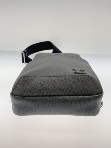 商品画像：アヴェニュー・スリングバッグ_タイガ/レザー/GRY/無地/M30801 4