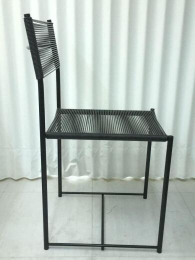 画像：aliasアリアス/スパゲッティ アームレスチェア/ブラック/ビニール/ジャンドメニコ・ベロッティ4